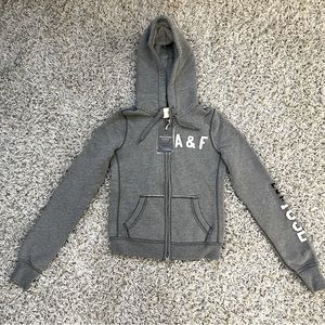 NWT Abercrombie & Fitch Sweatshirt Hoodie -Size S